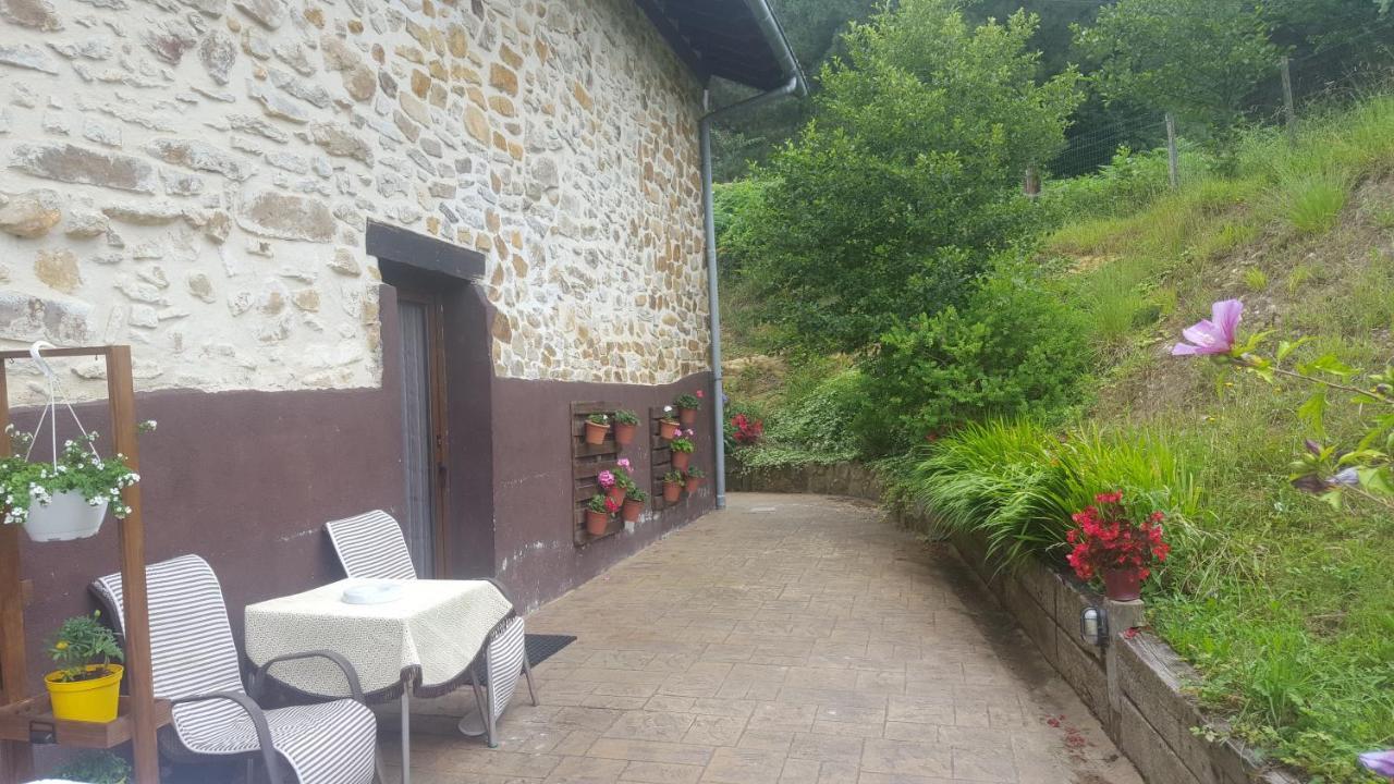 Apartamentos Rurales Larrago Busturia Eksteriør bilde
